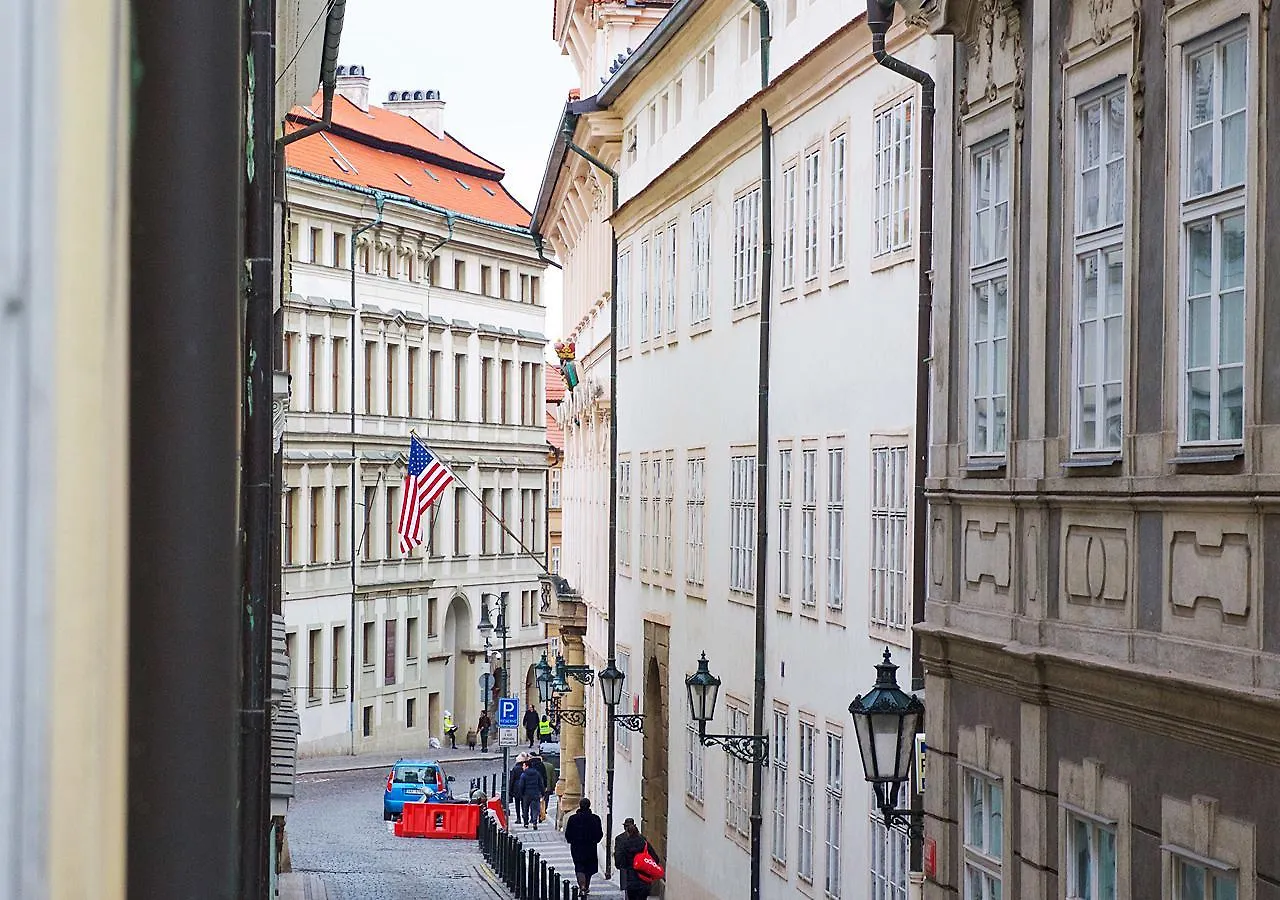 Historical Apartment Between Prague Castle And Charles Bridge 0*,